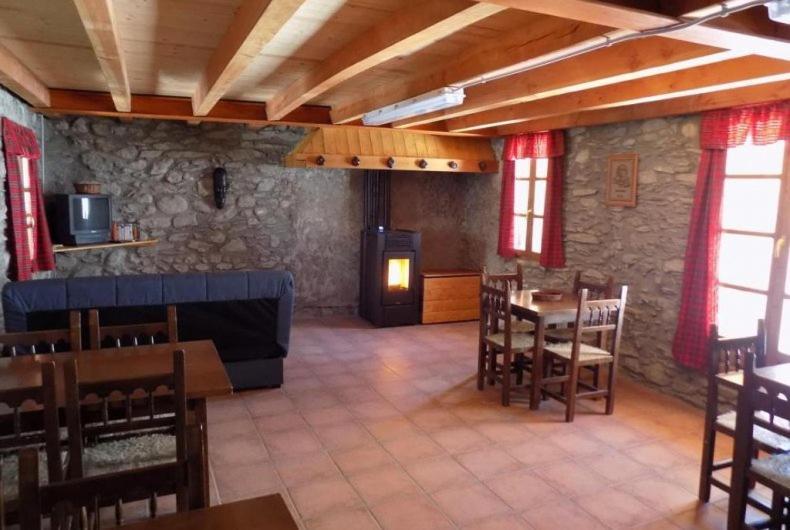Refugi D' Alos Alos d'Isil Bagian luar foto