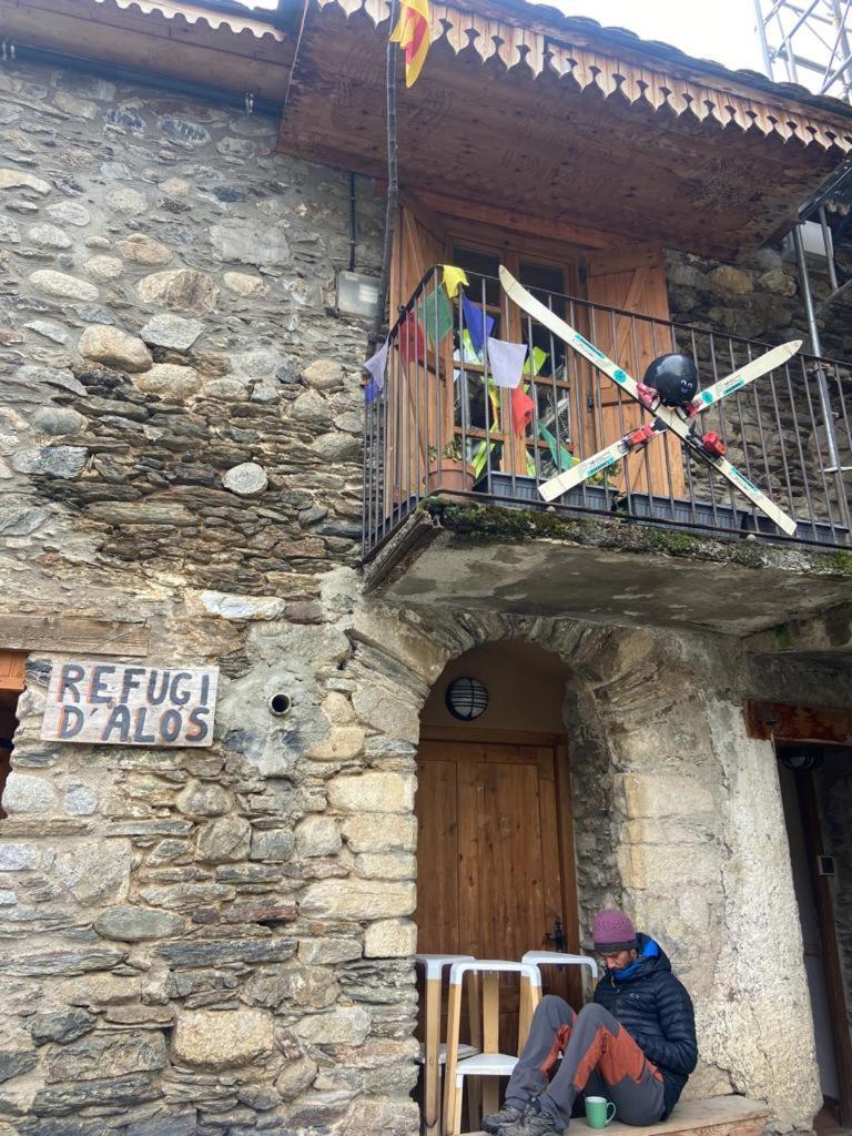 Refugi D' Alos Alos d'Isil Bagian luar foto